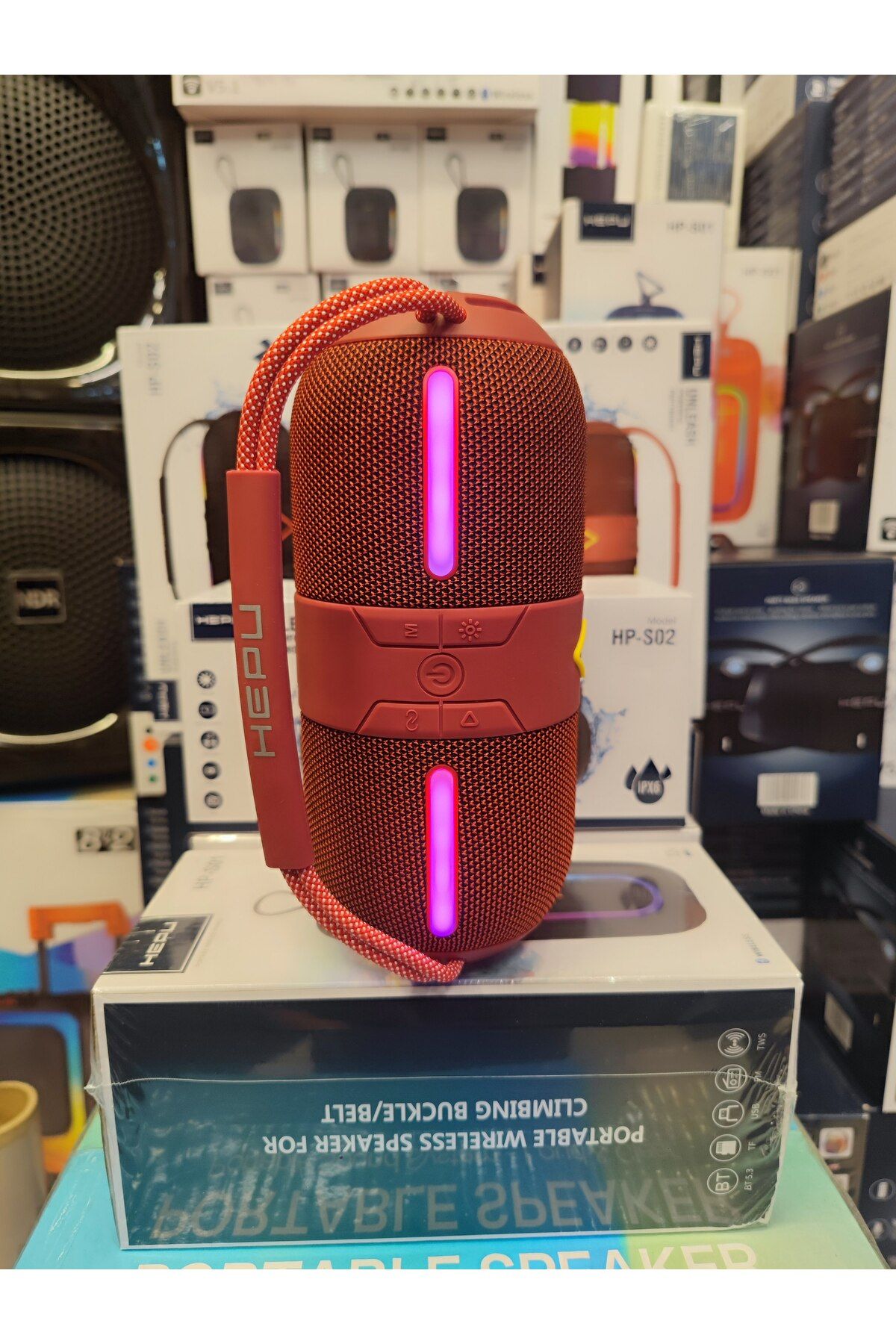 HP-S02%20Taşınabili%20Şarjlı%20Bluetooth%20Hoparlör%20Rgb%20Usb%20Aux%20Tf%201500%20Mah%2015%20w%20Rms